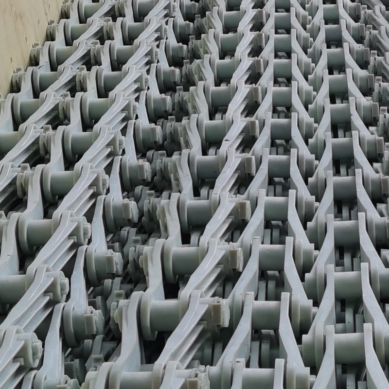 Non-Metallic-Chain-Mud-Scraper