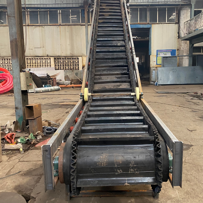 Belt-Conveyor
